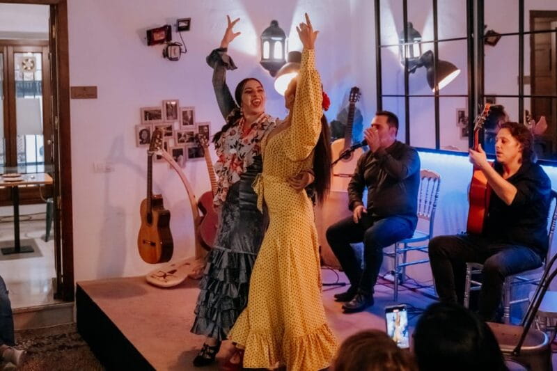 Córdoba: Tablao Flamenco at Doble de Cepa with Optional Meal - Key points / Takeaways