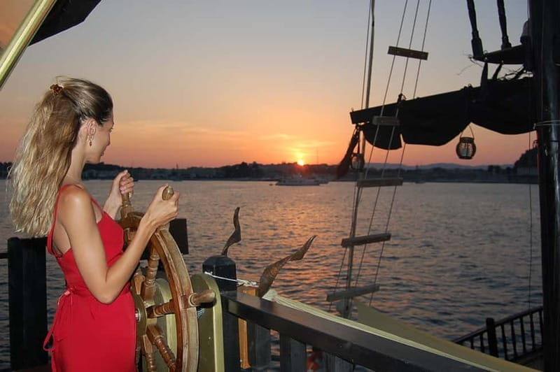 Corfu: 2hrs Sunset Cruise - Corfu town coastline & 2 islands - Price and Logistics: A Good Deal for What You Get