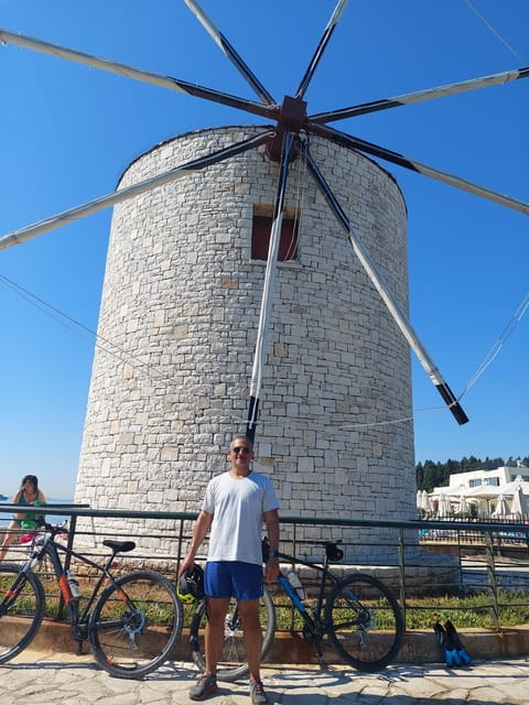 Corfu: Food tour on a bicycle-old town,suburbs & hidden gems - Key Points / Takeaways