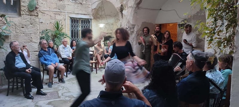 Corso di Pizzica : ballo tipico salentino con degustazione - Key points / Takeaways
