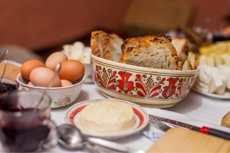 Corund, HR: Backcountry Gastro Tour with Lunch and Dinner - Frequently Asked Questions