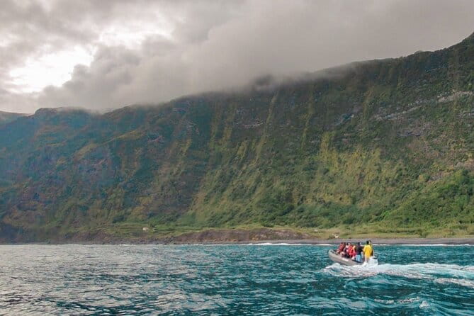 Corvo Boat Trip - An In-Depth Look at the Corvo Boat Trip