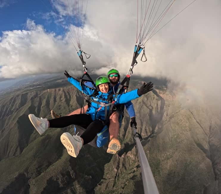 Costa Adeje, Paragliding with pick up service and 5 free photos! - Price and Logistics