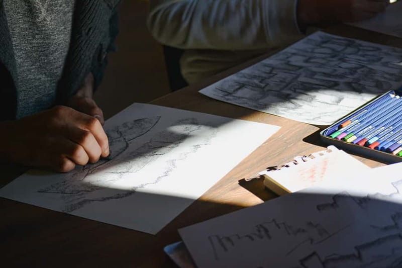 Cotignac: Drawing and watercolor studio - The Artful Guide: Gilles and His Approach