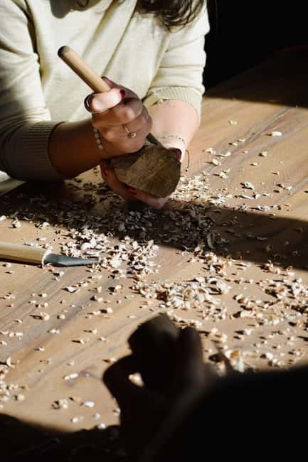 Cotignac: Wood Sculpture Studio - Key points / Takeaways