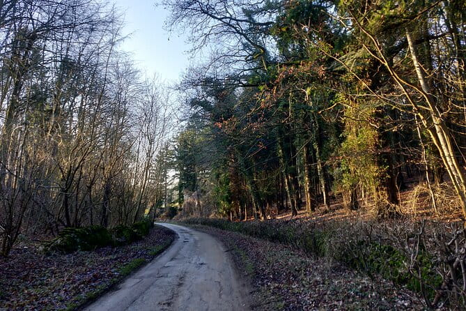 Cotswolds Electric Bike One Day Private Tour starts near Oxford - The Guides and Personal Touch: Why It Matters