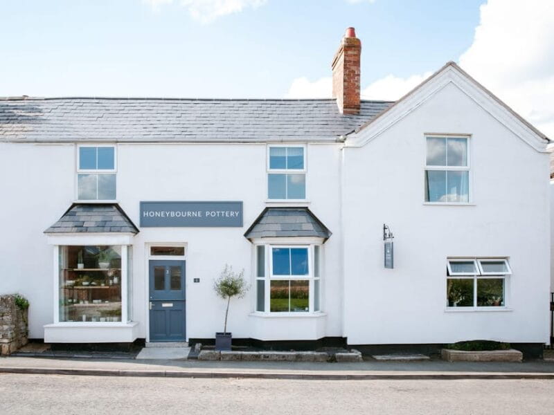 COTSWOLDS: Potters Wheel Taster Experience - A Hands-On Pottery Introduction in Worcestershire