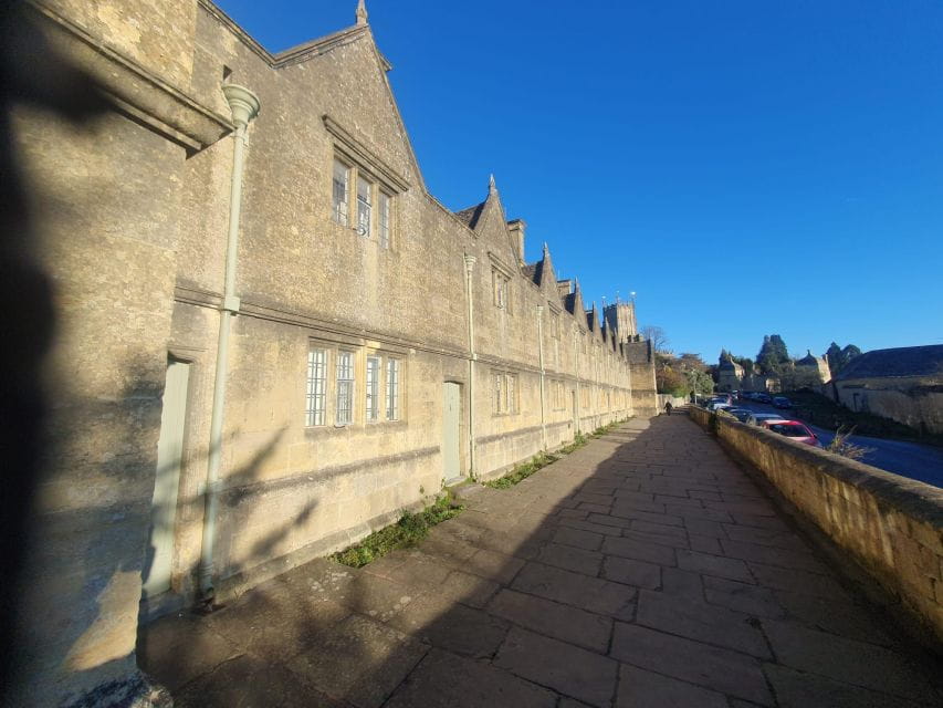 Cotswolds: Stratford-Upon-Avon 2-Day Tour With Cottage Stay - Renowned Picturesque Village