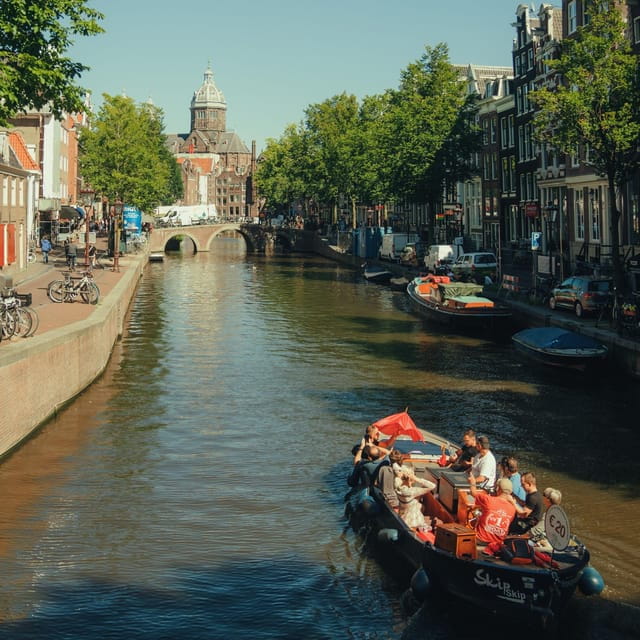 COZY AND FUN CANAL TOUR: A UNIQUE JOURNEY THROUGH AMSTERDAM - Who Will Love This Tour?