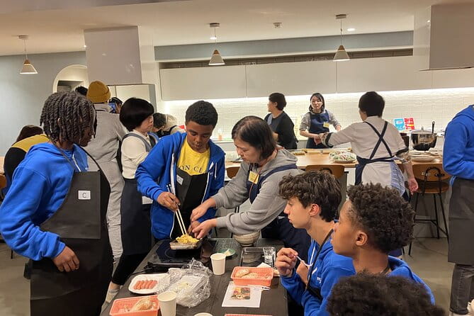 Create a Kawaii Teddy Bear Bento in Tokyo - The Art of Bento Making