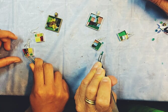 Create your own jewellery in Gaudí-style - Discovering the Charm of the Gaudí-Style Jewelry Workshop