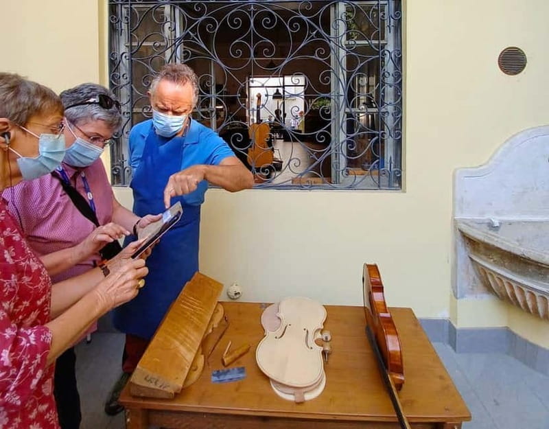 Cremona: The Luthiers Workshop - Who Should Consider This Tour