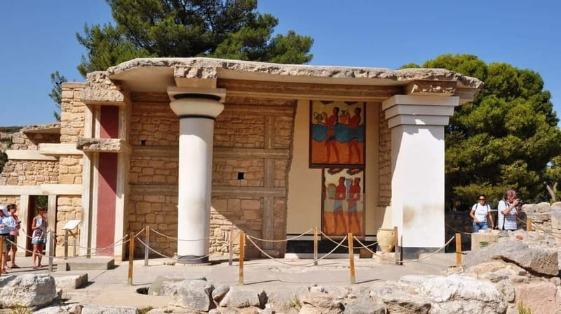 Crete : Guided Private Day Trip Knossos & Heraklion - Who Will Love This Experience?
