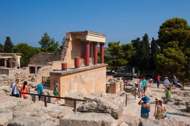 Crete: Knossos Palace and Museum Skip the line Guided tour - The Journey to Knossos: What to Expect