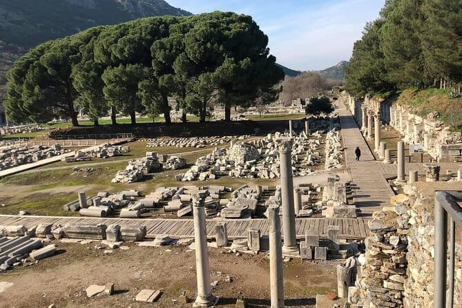 CRUISE PASSENGERS: Ephesus & Terrace Houses & Virgin Mary Tour - Walking Through the Ephesus & Virgin Mary Experience