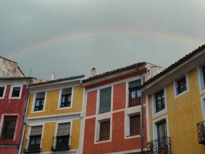 Cuenca: Nighttime Highlights Walking Tour in Spanish - Key Points