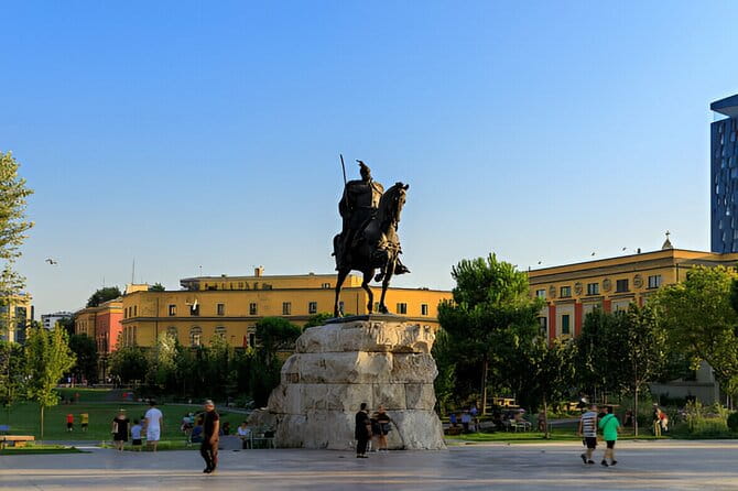 Cultural Tour in Tirana including House of Leaves - Key Points / Takeaways