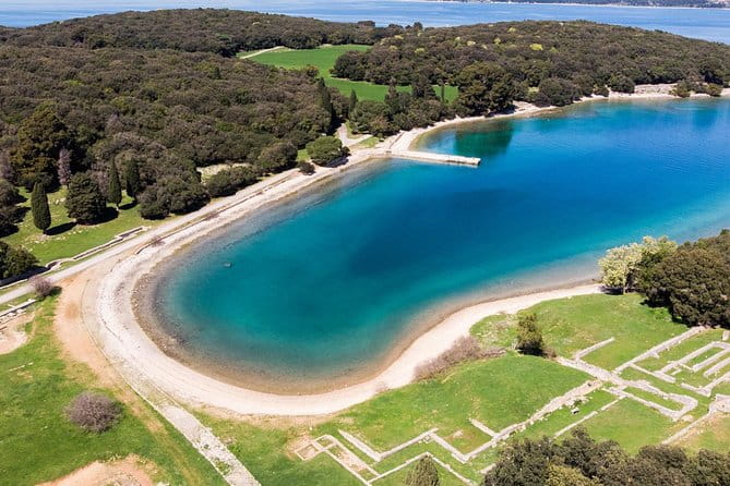 Curiosities and secrets of Pula - Discovering Pula: A Practical Guide to Curiosities and Secrets