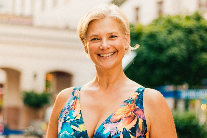 Customized Private Tour With Nelli - Key Points