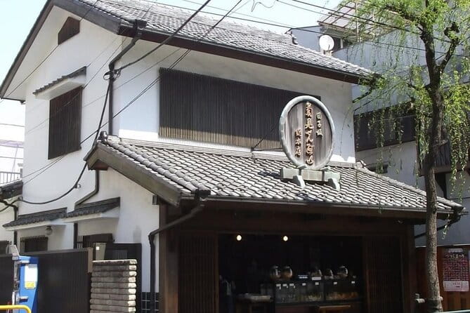 Customized Private Walking Tour of YANAKA in Tokyo Nostalgia - Meeting and Ending Points
