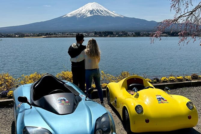 Cute & Fun E-Car Tour Following Guide Around Lake Kawaguchiko - Photography and Souvenirs