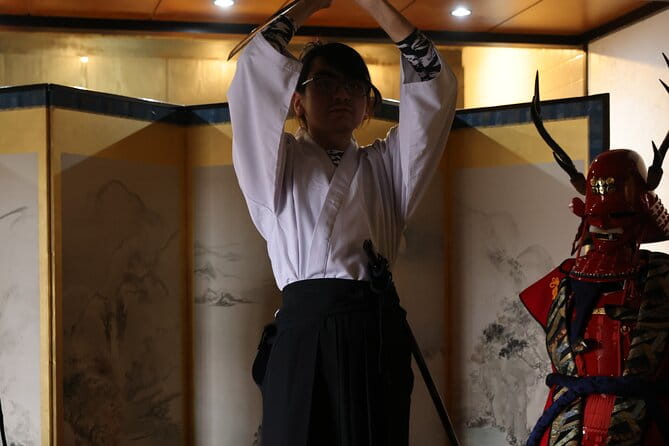 Cutting With Samurai Sword & Shooting With Armor Near Osakacastle - Meeting Point and Directions