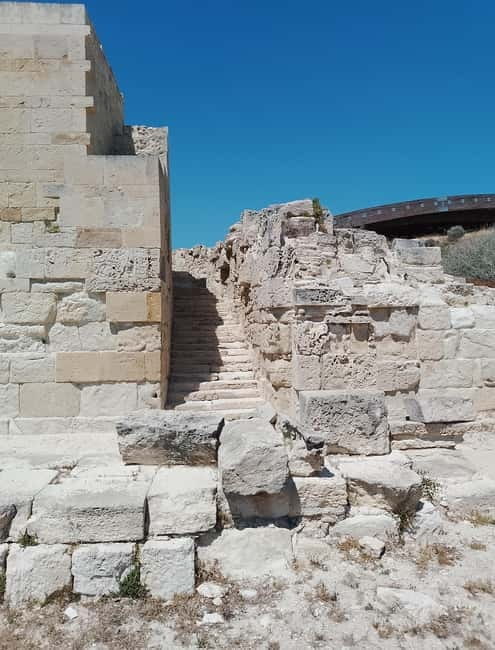 Cyprus tours Aphrodite Rocks, Kolosi Castel, Apollo Temple, - FAQ