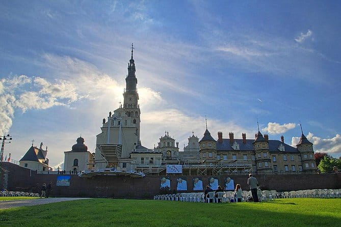 Czestochowa - Full Day Tour from Warsaw by private car - The Value of a Private, Luxury Day Trip