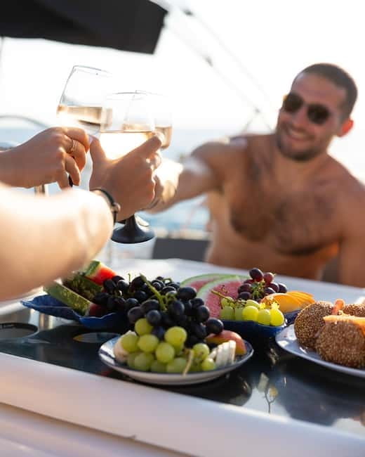 Daily Sailing experience between Naxos and Paros coastline - Price, Logistics, and Who It’s For