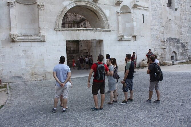 Dark Tour of Split - Key Points