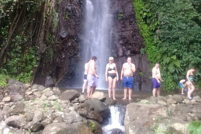 Dark View Falls Private Tour - Tour Activities and Amenities