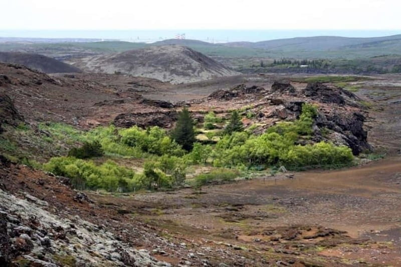 Day Hike to Helgafell: Lava Caves and Elves - easy - Who Will Love This Tour?