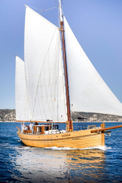 Day sail in the heart of the Calanques with lunch - Who Will Love This Experience?