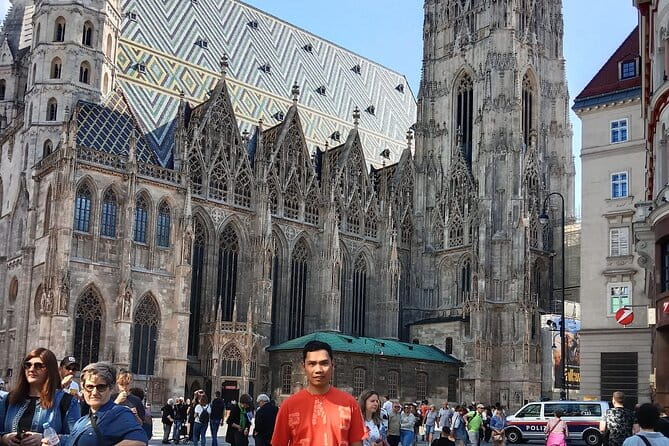 Day Tour from Prague to Vienna & Bratislava with Private Transfer - Who Is This Tour Best For?