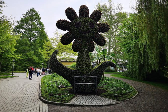 Day Trip Flower Island of Mainau including Meersburg - Additional Attractions and Local Charm