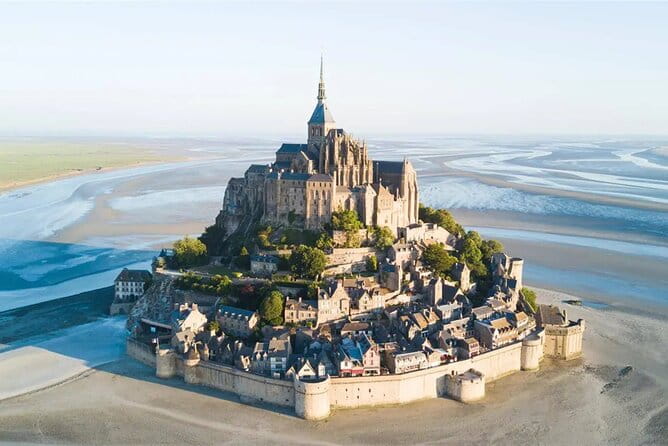 Day Trip Mont-Saint-Michel with a local driver from Rennes - 6 hours - Who Is This Tour Best For?