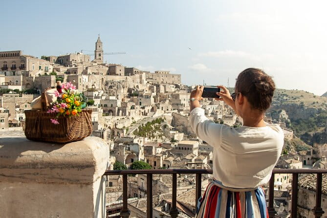 Day Trip to Alberobello and Matera from Bari with shared transfer - Exploring Alberobello: The Trulli Town