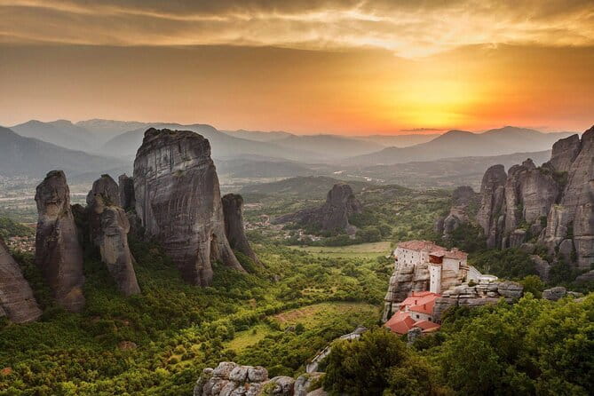 Day Trip to Meteora from Athens - Key points / Takeaways
