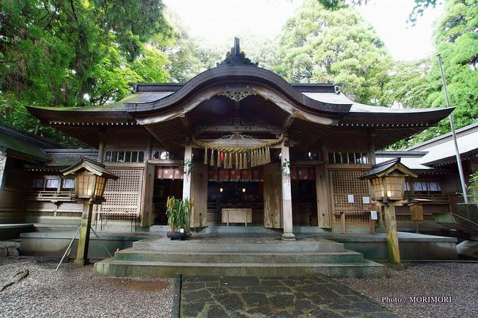 Day Trip to Mythical Takachiho From Fukuoka by PRIVATE Minibus - Key Points