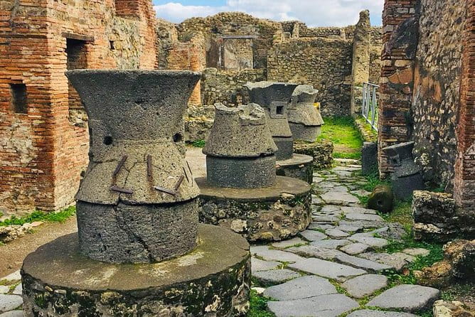 Day trip to Pompeii from Naples - Practical Tips for Making the Most of Your Trip