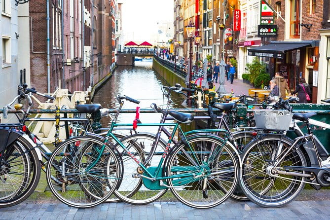 Day Trip To Tulip Gardens Of Keukenhof From Amsterdam: Private & Personalized - Who Will Love This Tour?