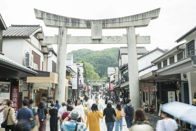 Dazaifu Shrine and Yanagawa River Cruise 1 Day Tour From Fukuoka - Tips for a Great Experience