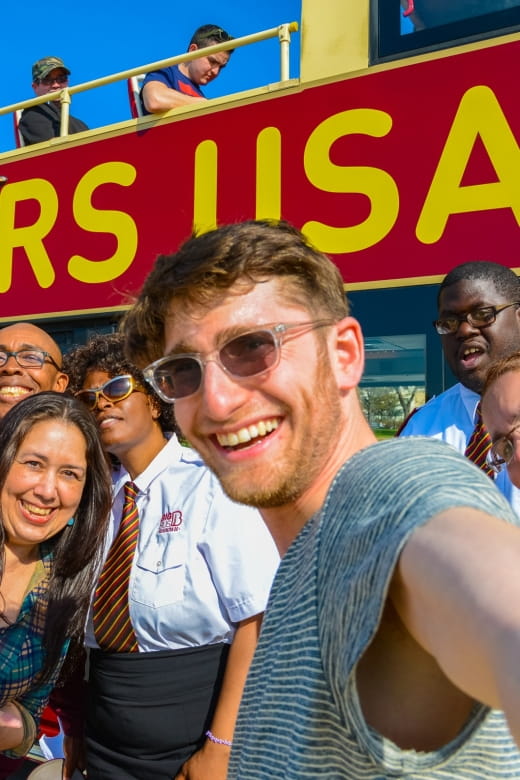 DC: Hop-on Hop-off Bus Tour & Sightseeing Water Taxi Cruise - Experience Highlights