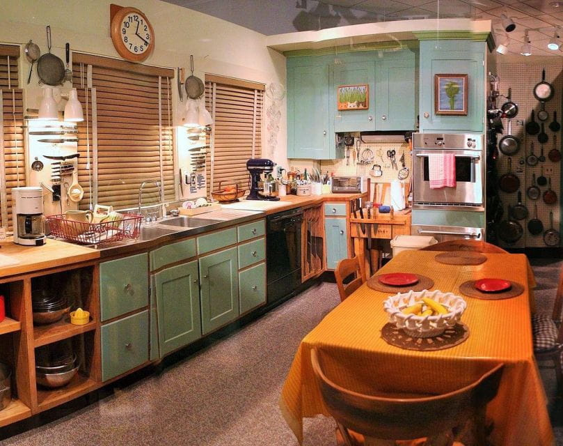 DC: Smithsonian American History Museum Audio Tour (EN) - First Ladies Dresses