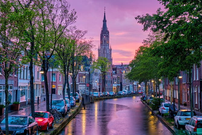 Delft: City Walk with Audio Guide in 7 Languages on your Phone - In-Depth: What to Expect at Each Stop