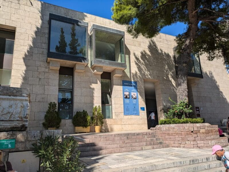 Delphi and Hosios Loukas Monastery: Private Tour from Athens - Key Points and Takeaways