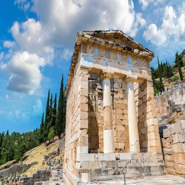 Delphi And Thermopylae Private Full-Day Tour From Athens - Exploring the Wonders of Delphi: The Heart of Ancient Greece