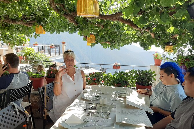 Delphi, Thermopylae, Corycian Cave 300 Spartans Tour From Athens - Arachova Village