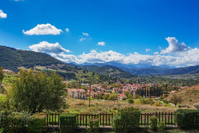 Delphi/Thermopylae Private Day Tour from Athens/Pireaus - Key Points / Takeaways