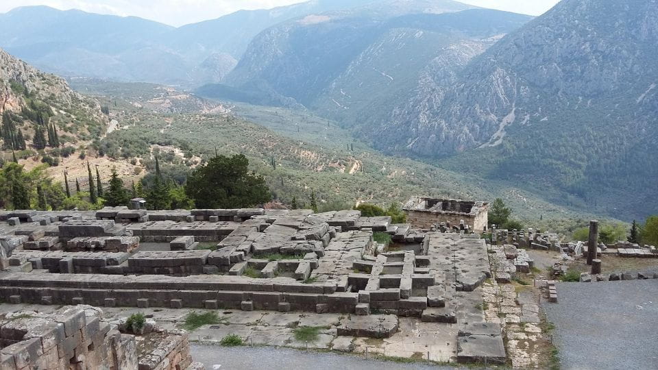 Delphi&Thermopylae Private Full Day Tour - Booking and Reservation